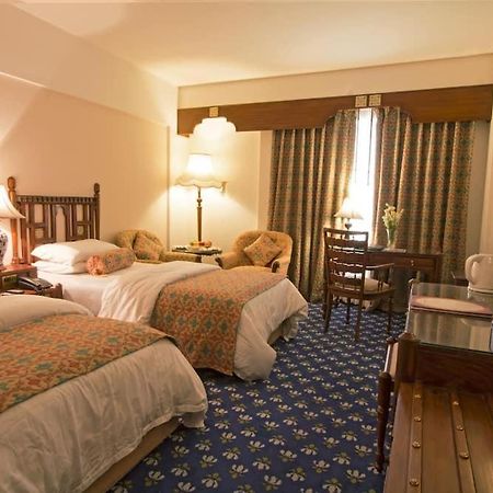 Faisalabad Serena Hotel Buitenkant foto