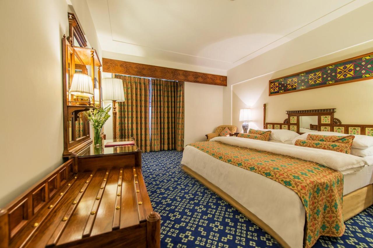Faisalabad Serena Hotel Buitenkant foto